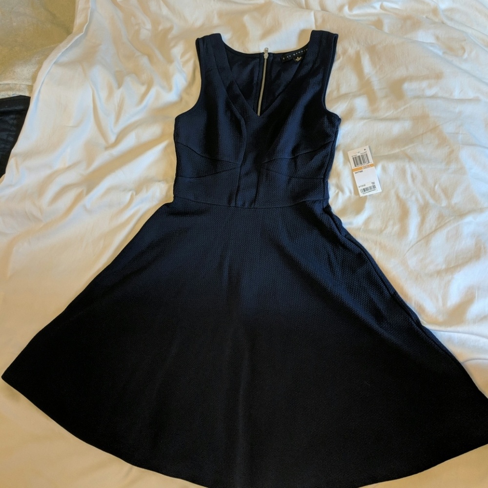 City studio blue dress